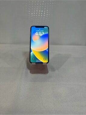 Apple iPhone X 64GB White 100% Battery Health READ DESCRIPTION